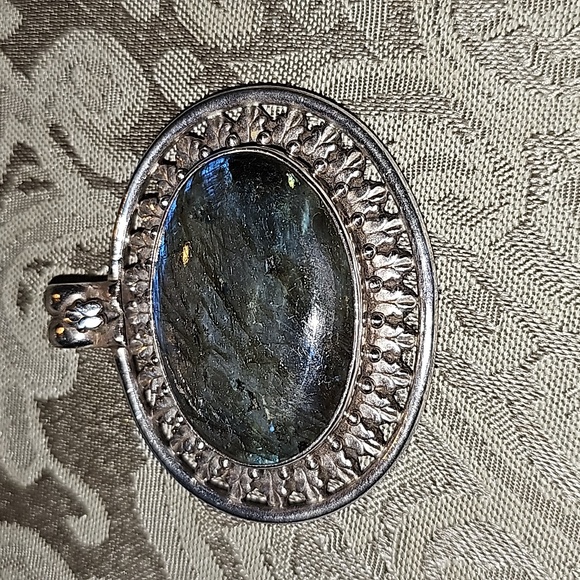 Sterling Silver Labradorite pendant - Picture 1 of 10